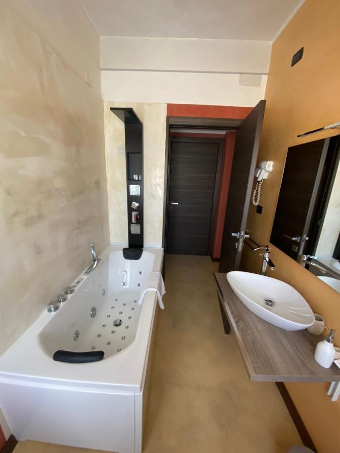 B2In Suite & Office Capriate San Gervasio Dış mekan fotoğraf